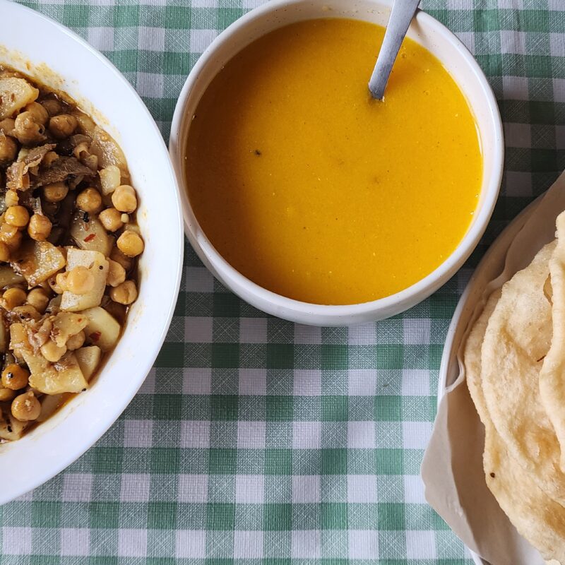 Halwa Puri (Each Plate Includes 2 Puri)